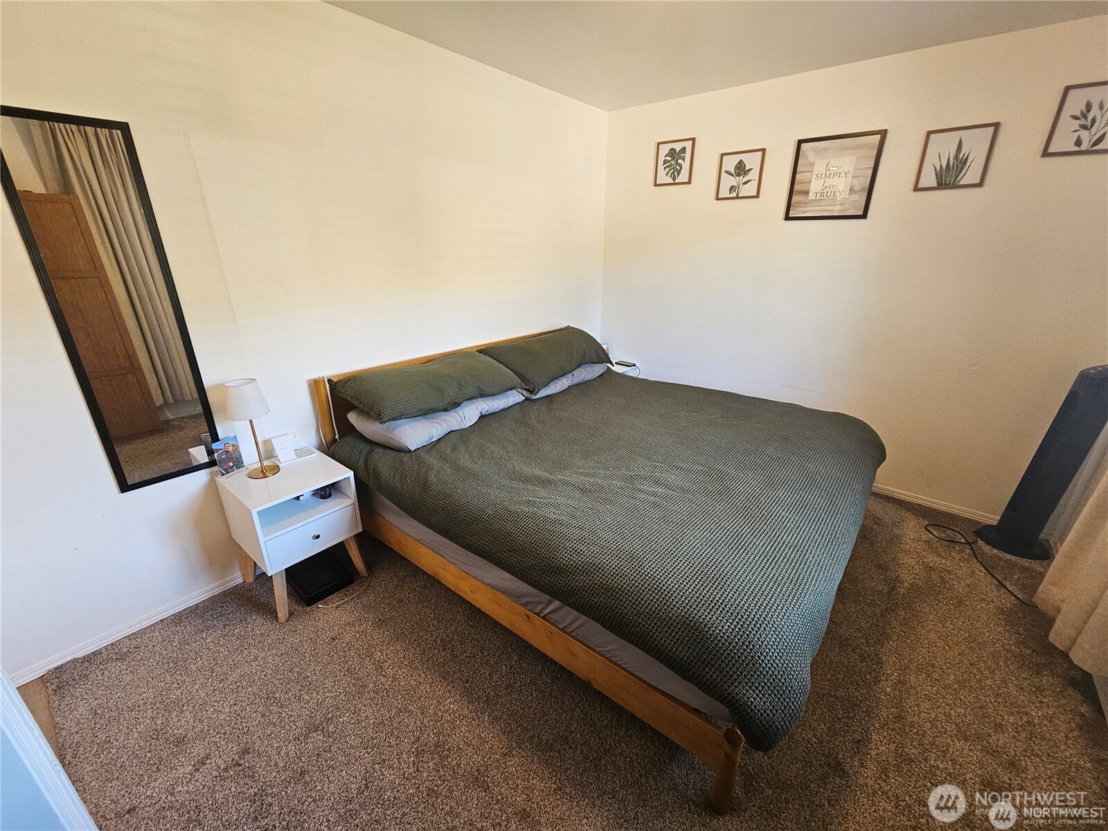 315 Juniper Street Property Photo 23