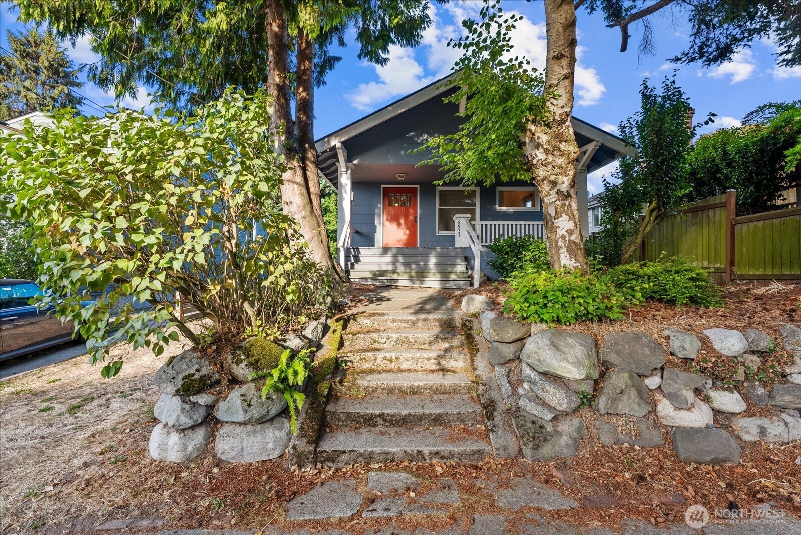6533 5th Avenue Property Photo 3