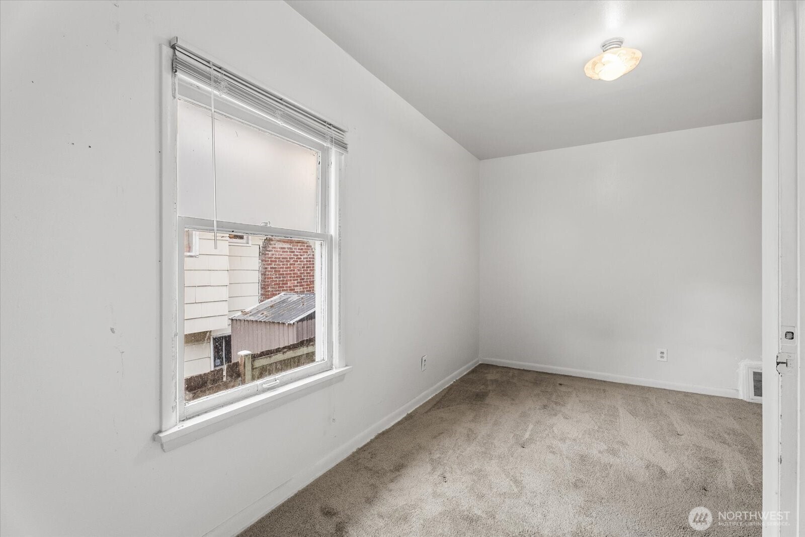 6533 5th Avenue Property Photo 16