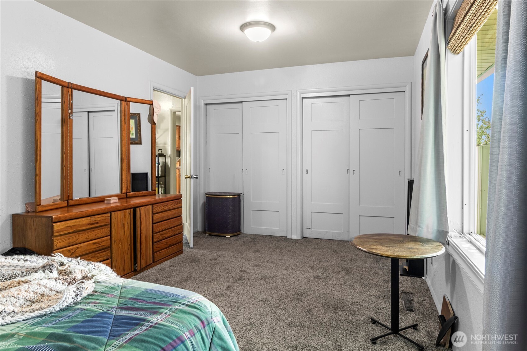 409 E Alder Avenue Property Photo 15