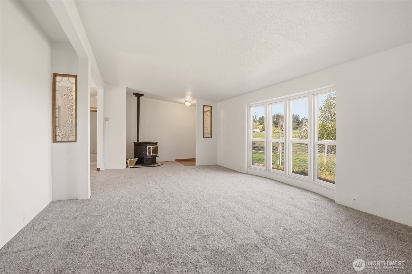 8325 N Lindgren Road Property Photo 11