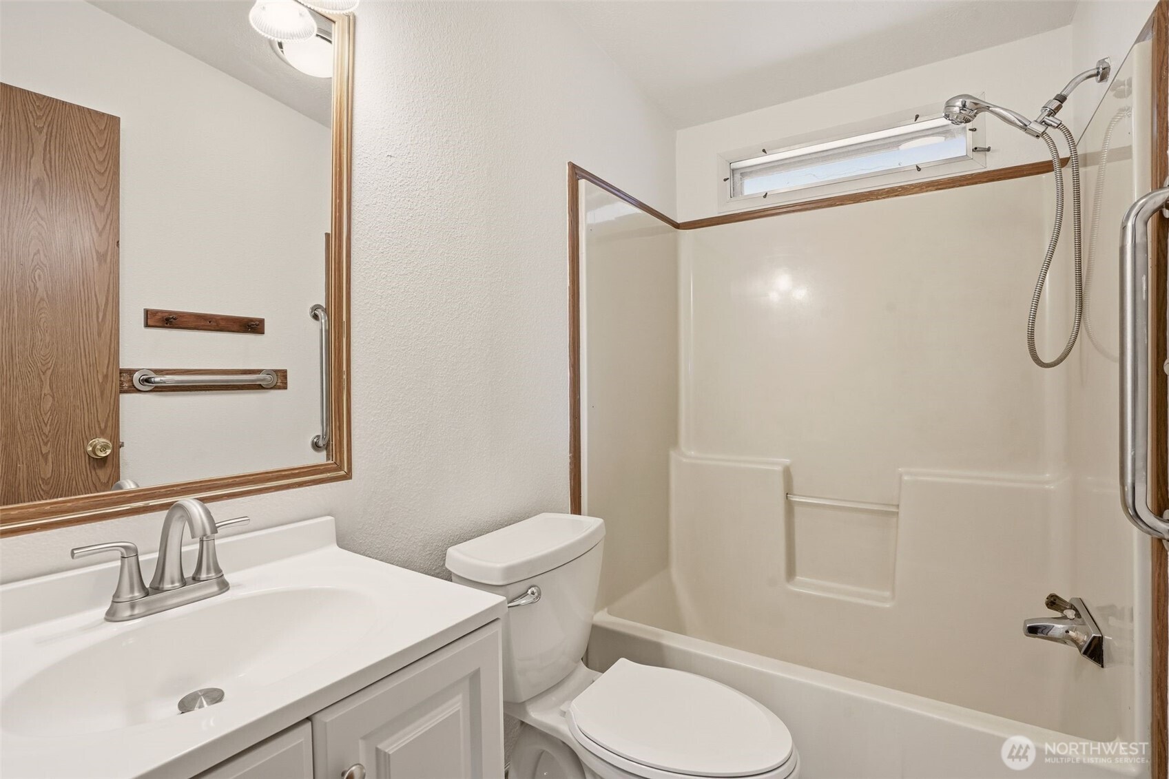 8325 N Lindgren Road Property Photo 19