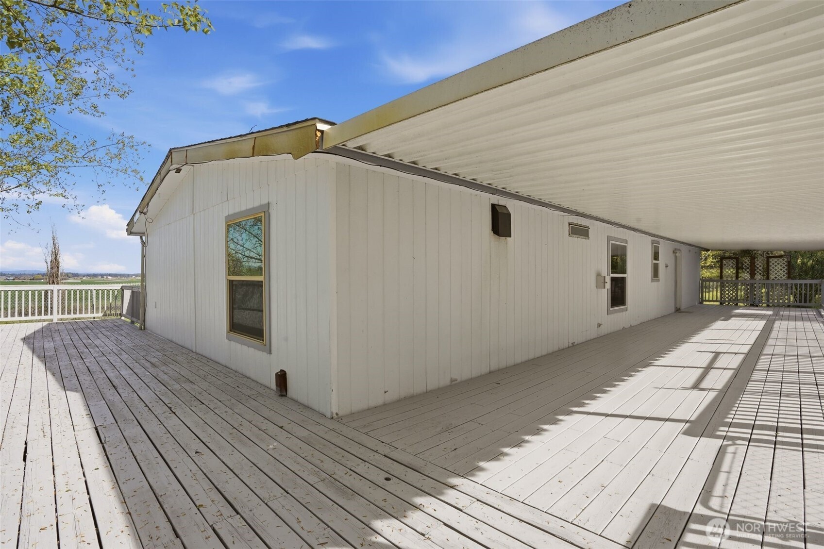 8325 N Lindgren Road Property Photo 22