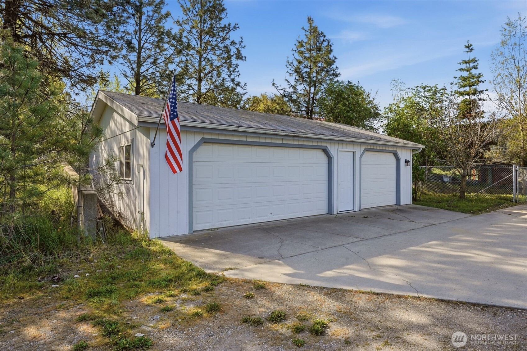 8325 N Lindgren Road Property Photo 23