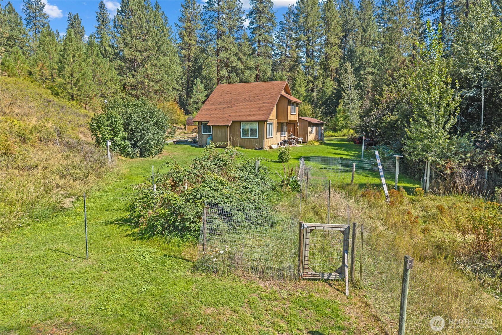 1043 Old Highway 12 Mile Road Property Photo 25