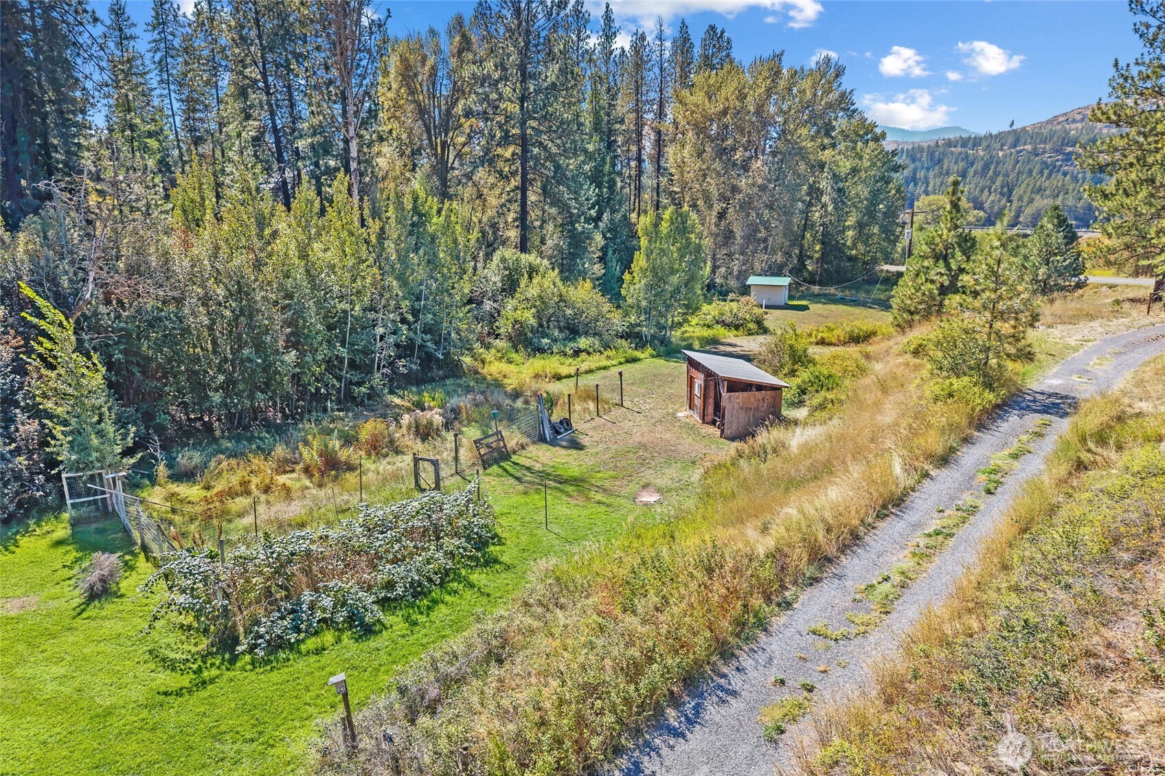 1043 Old Highway 12 Mile Road Property Photo 27