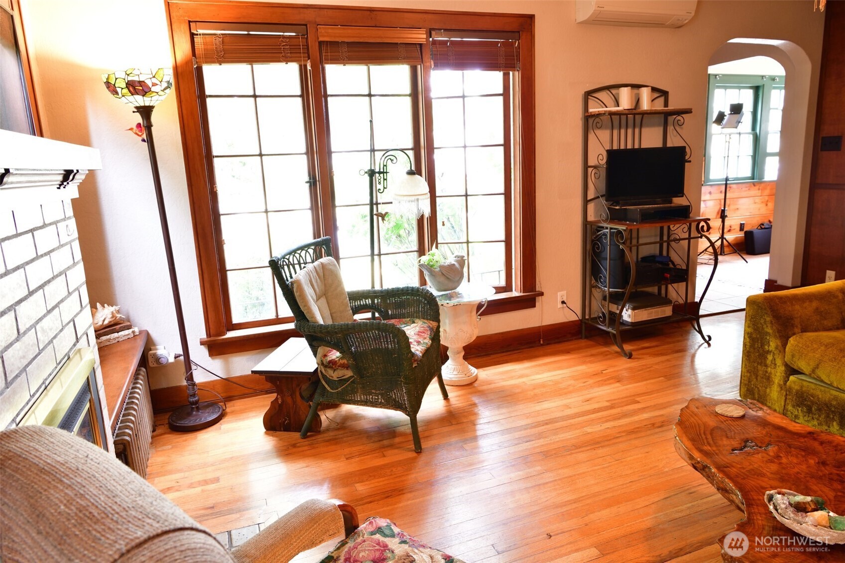 2733 Fir Street Property Photo 6