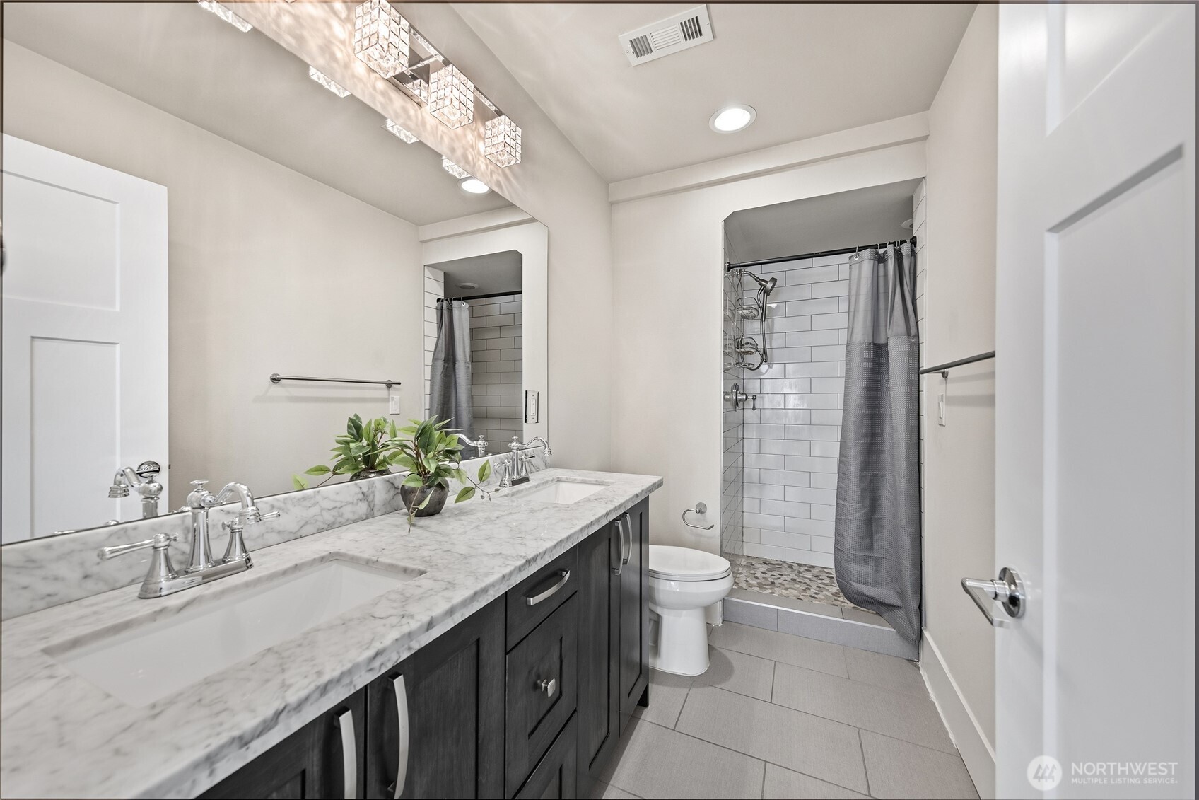 7526 Roosevelt Way Property Photo 11