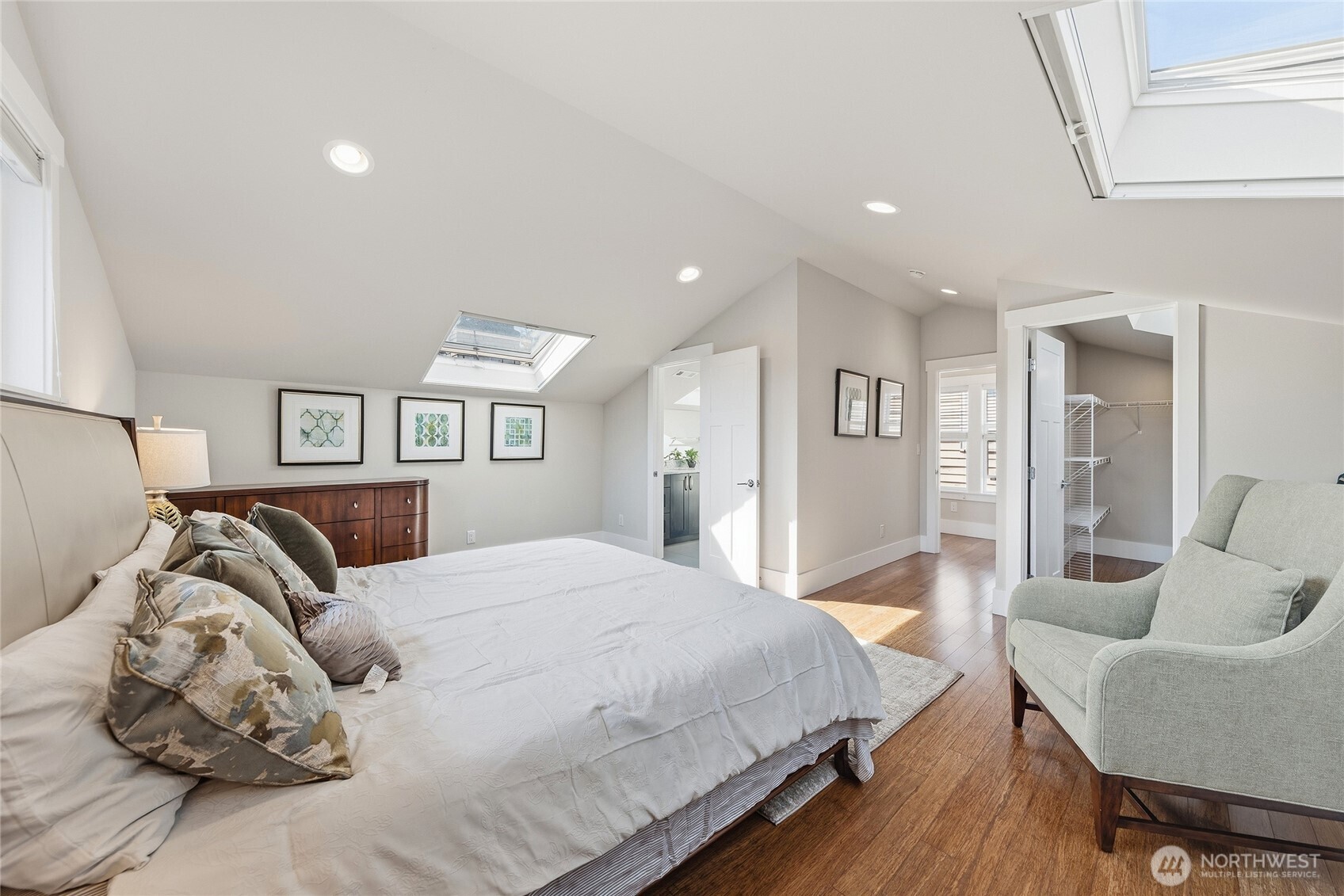 7526 Roosevelt Way Property Photo 17