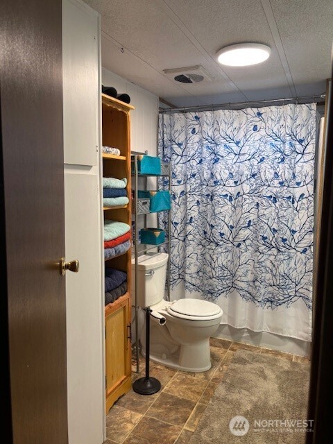 1137 Spruce Drive Property Photo 8