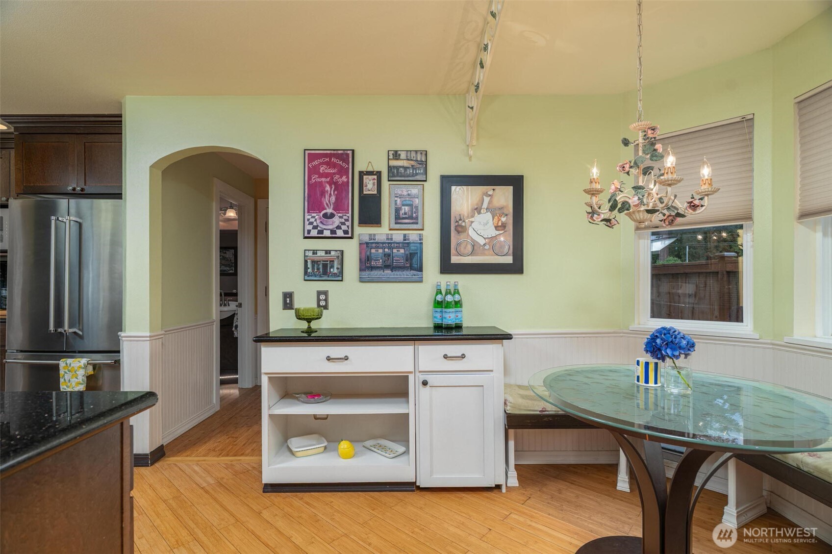 314 80th Place Property Photo 8