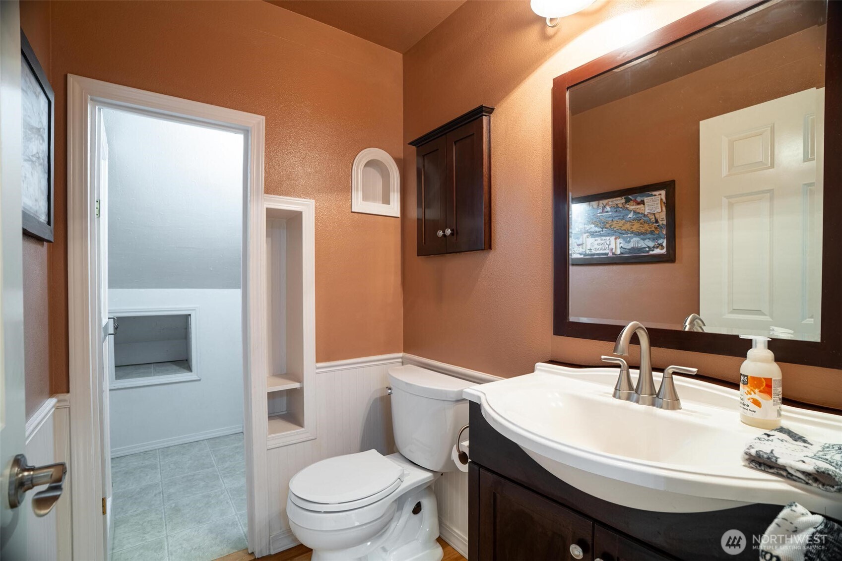 314 80th Place Property Photo 11