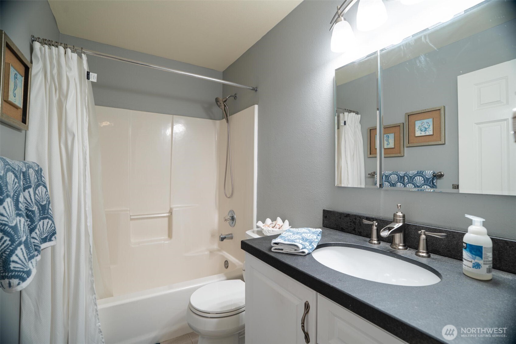 314 80th Place Property Photo 17