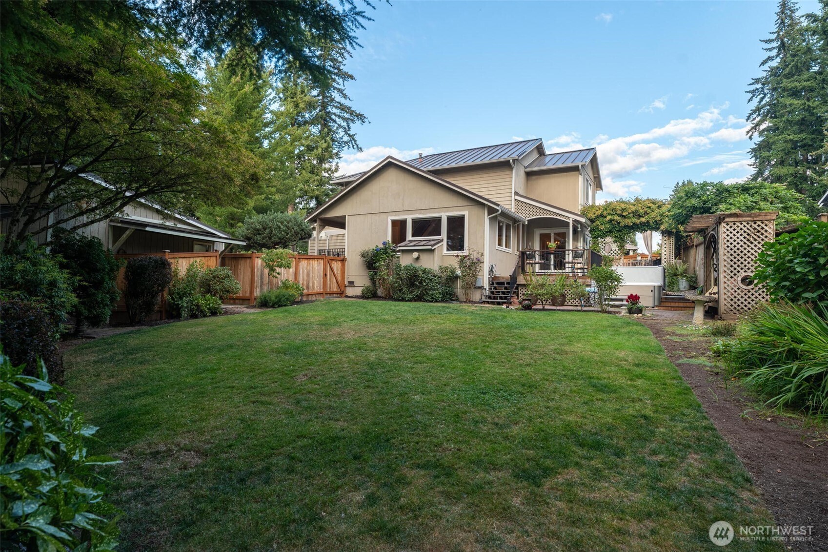 314 80th Place Property Photo 28