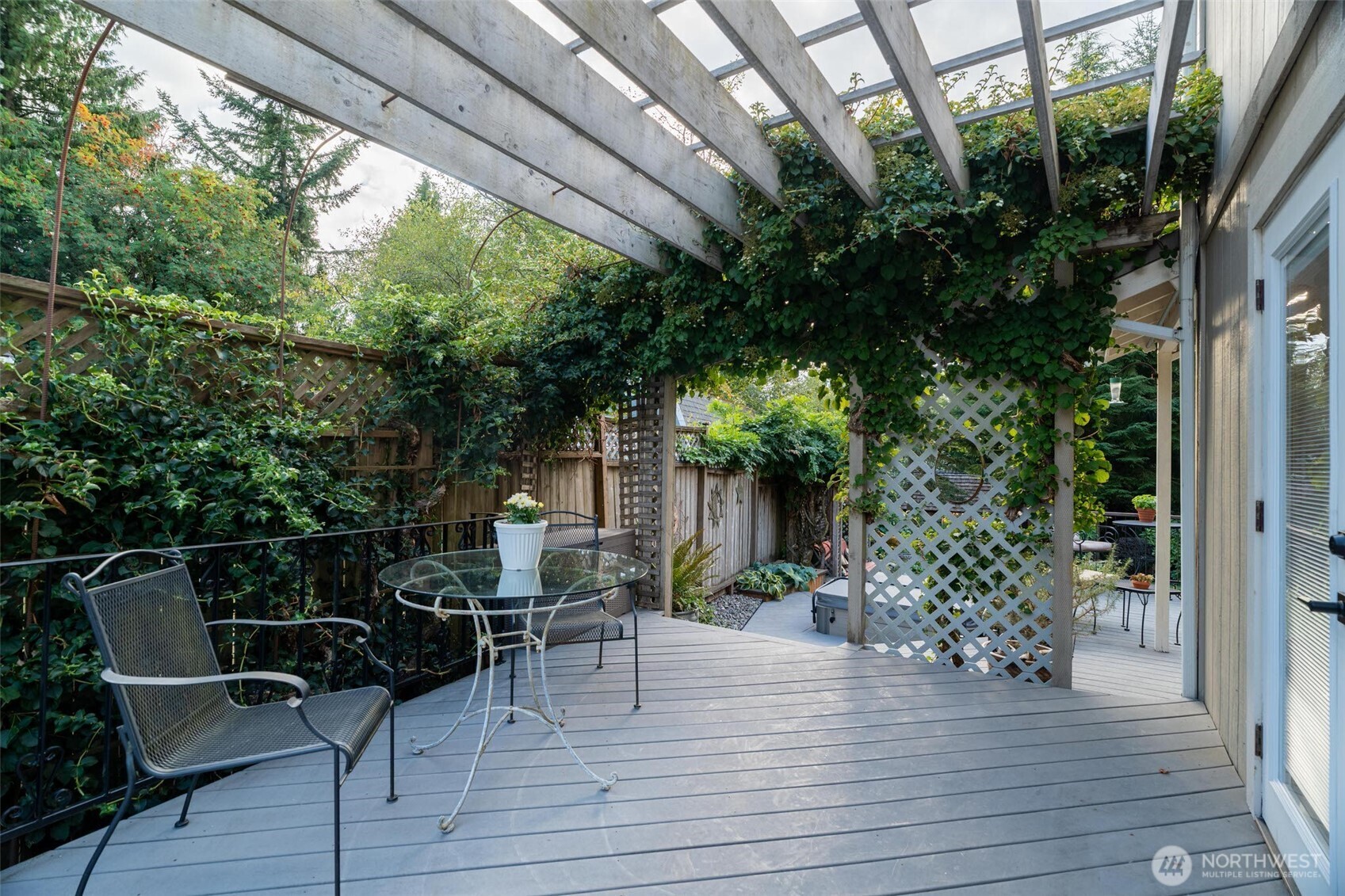 314 80th Place Property Photo 33