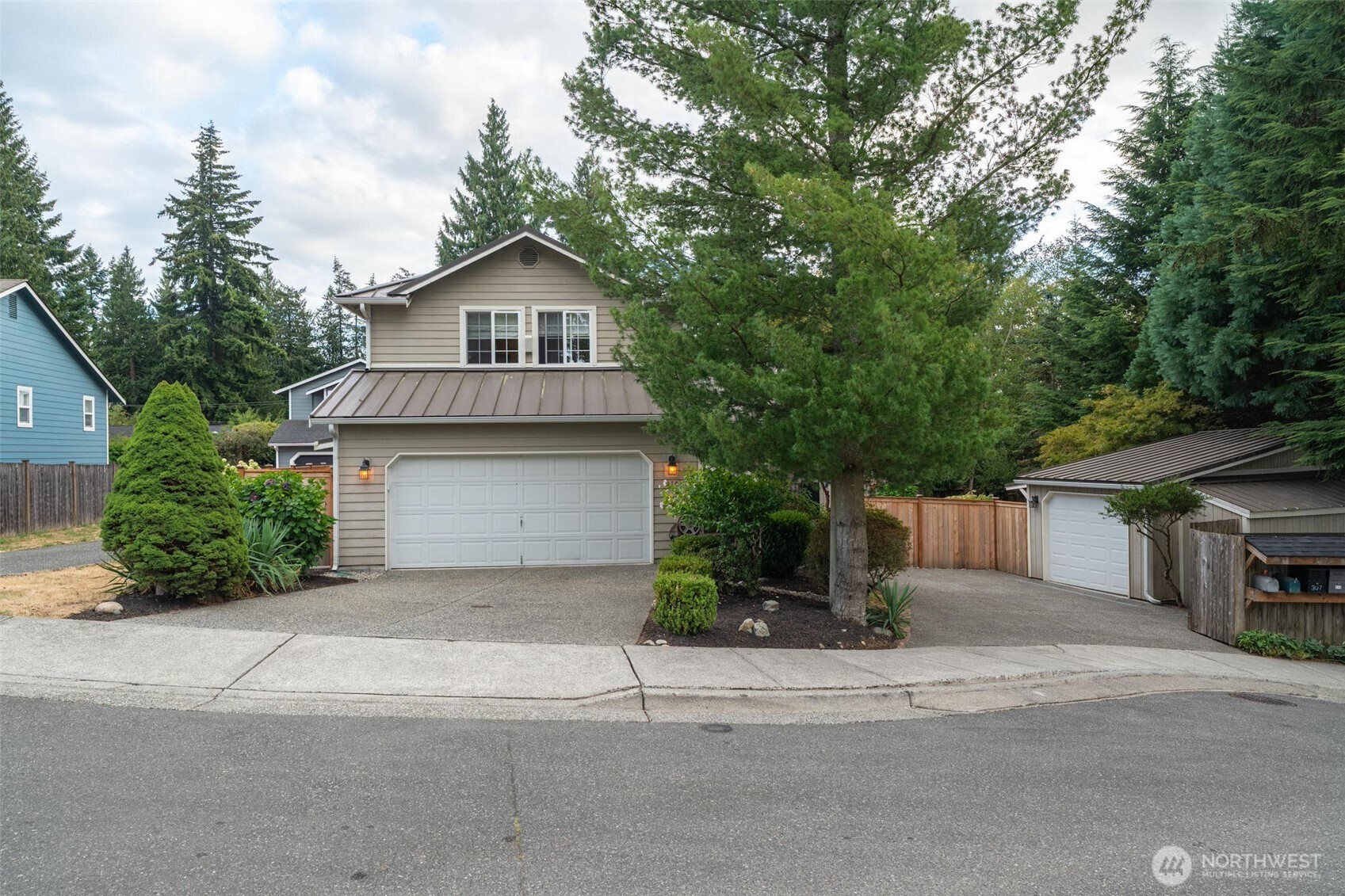 314 80th Place Property Photo 40