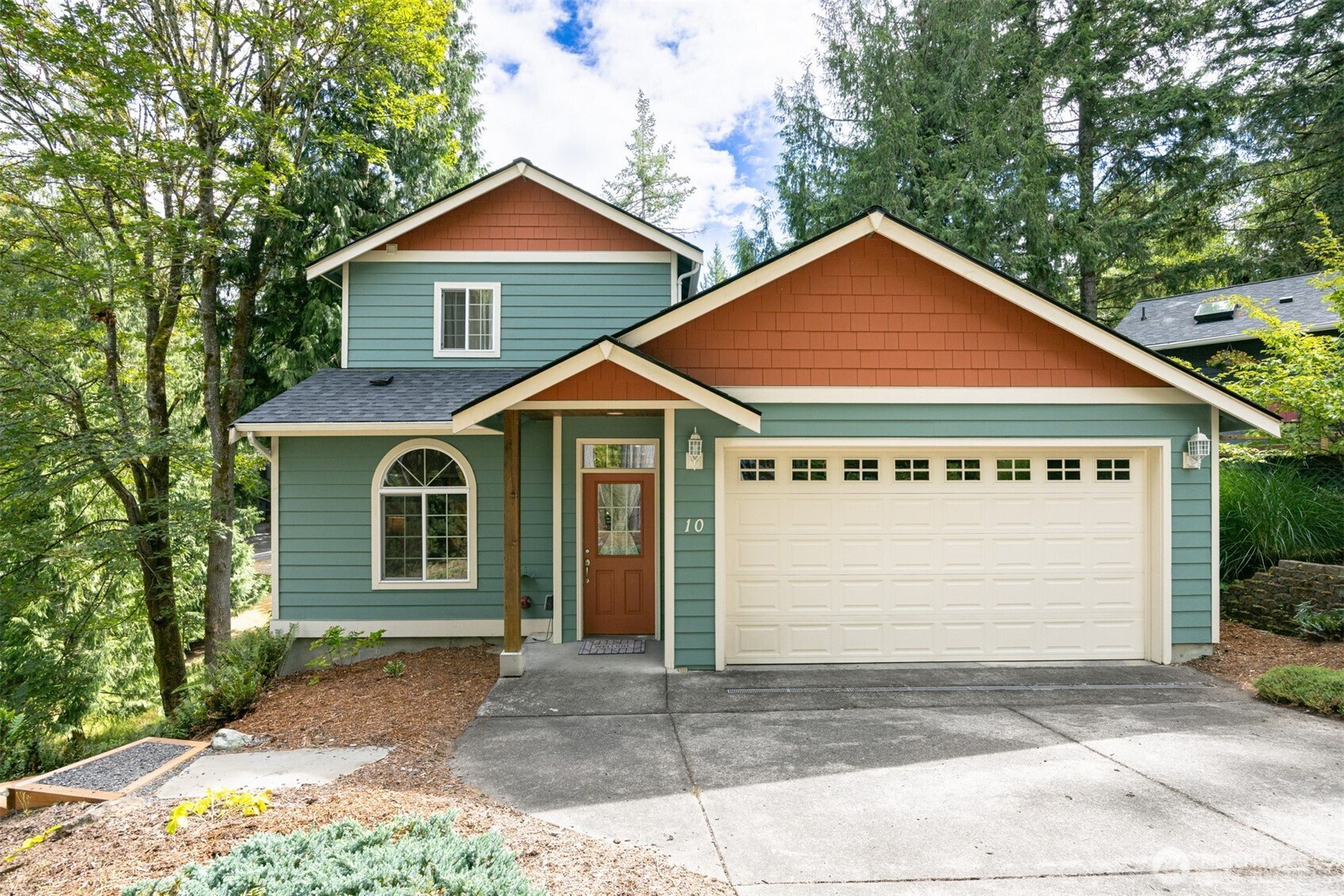10 Topside Court Property Photo 1