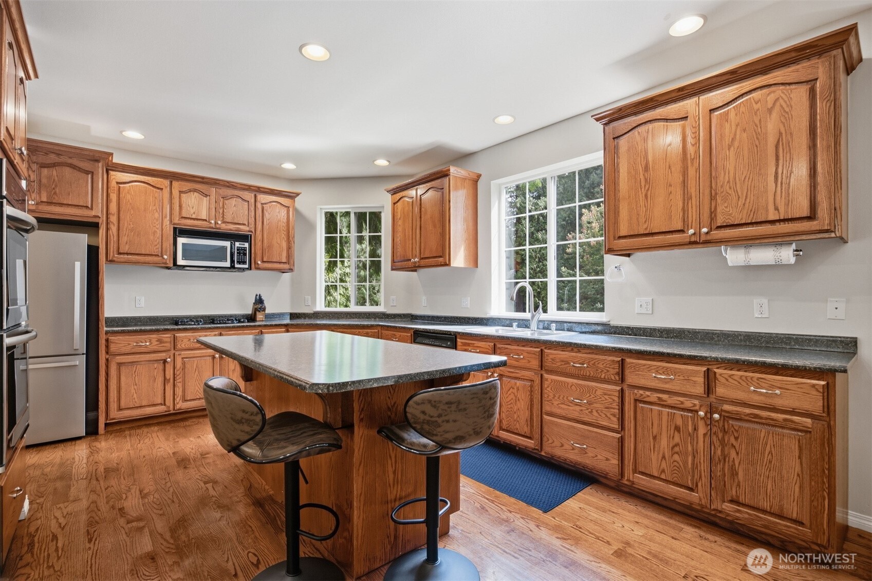 10 Topside Court Property Photo 3