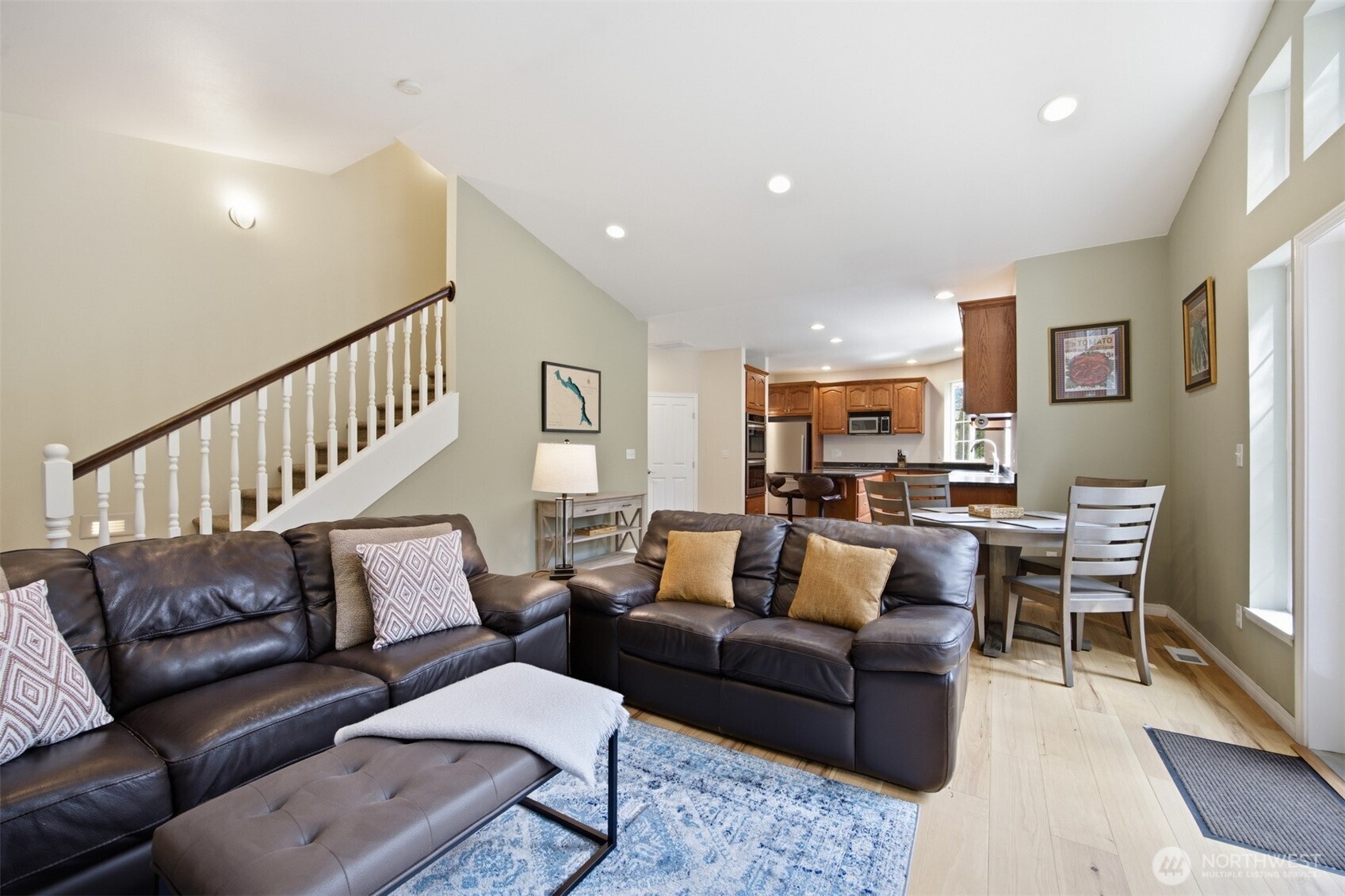 10 Topside Court Property Photo 9