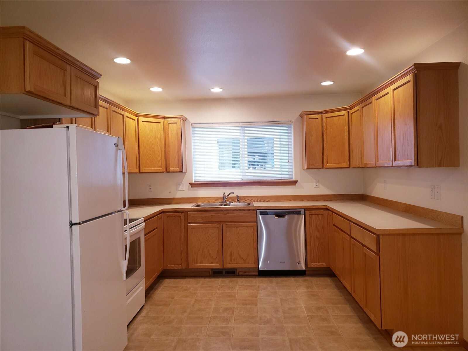 614 Sunset Avenue 1 Property Photo 15