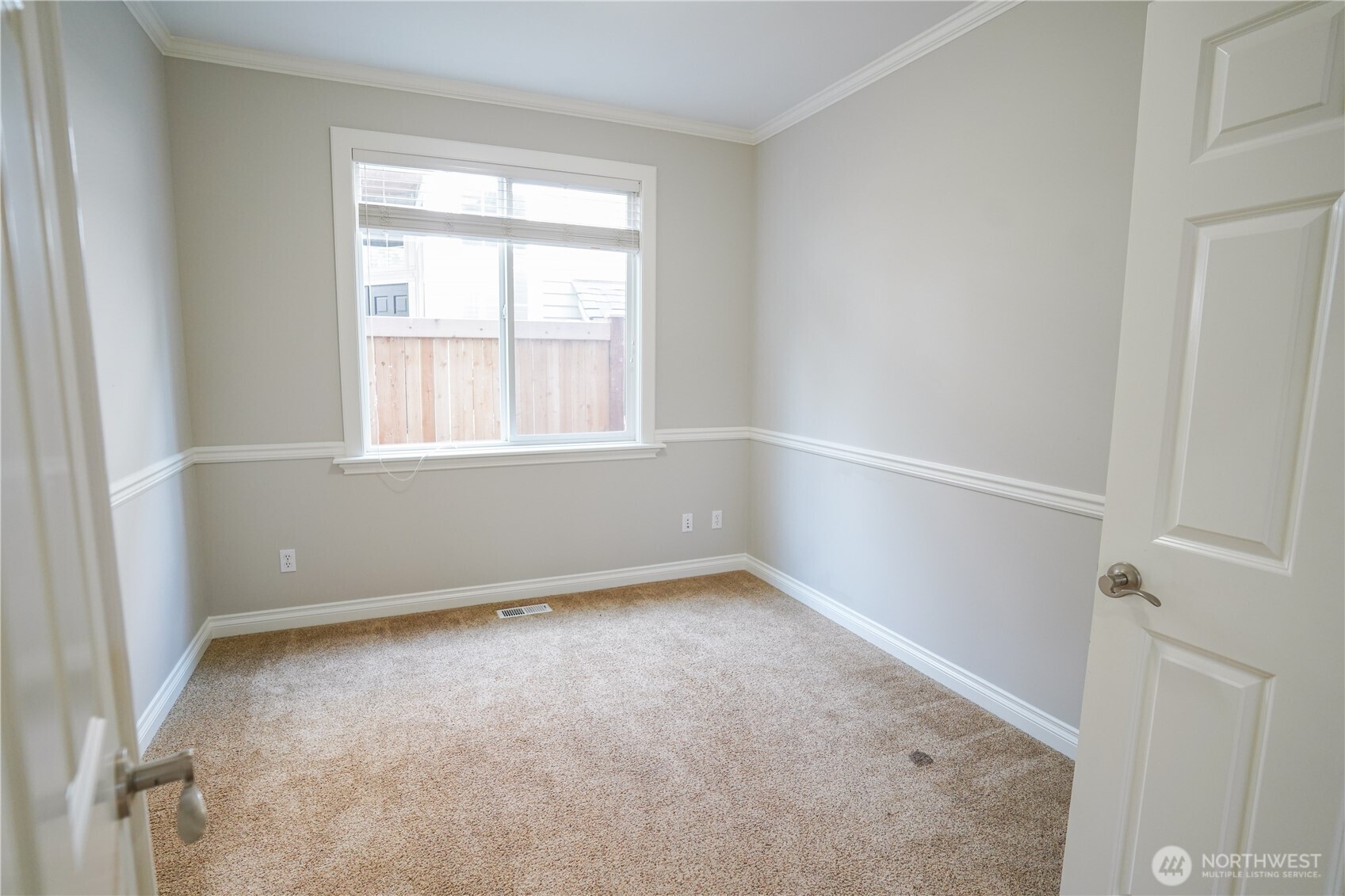 1004 274th Place Property Photo 14