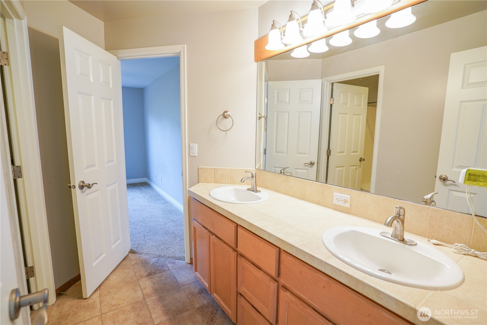 1004 274th Place Property Photo 19
