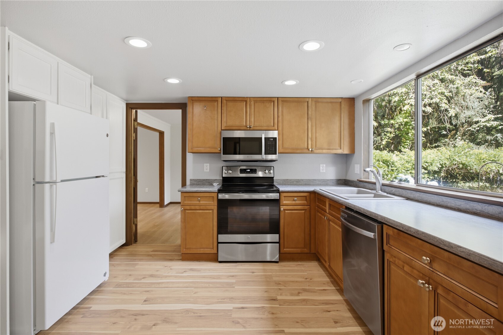 13116 233rd Avenue Property Photo 11