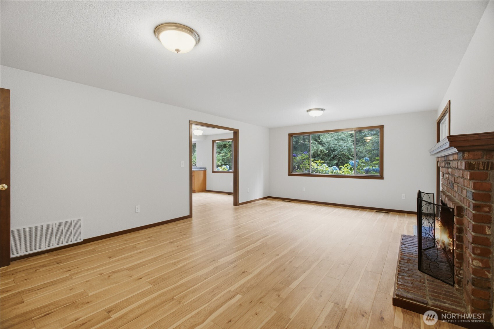 13116 233rd Avenue Property Photo 14