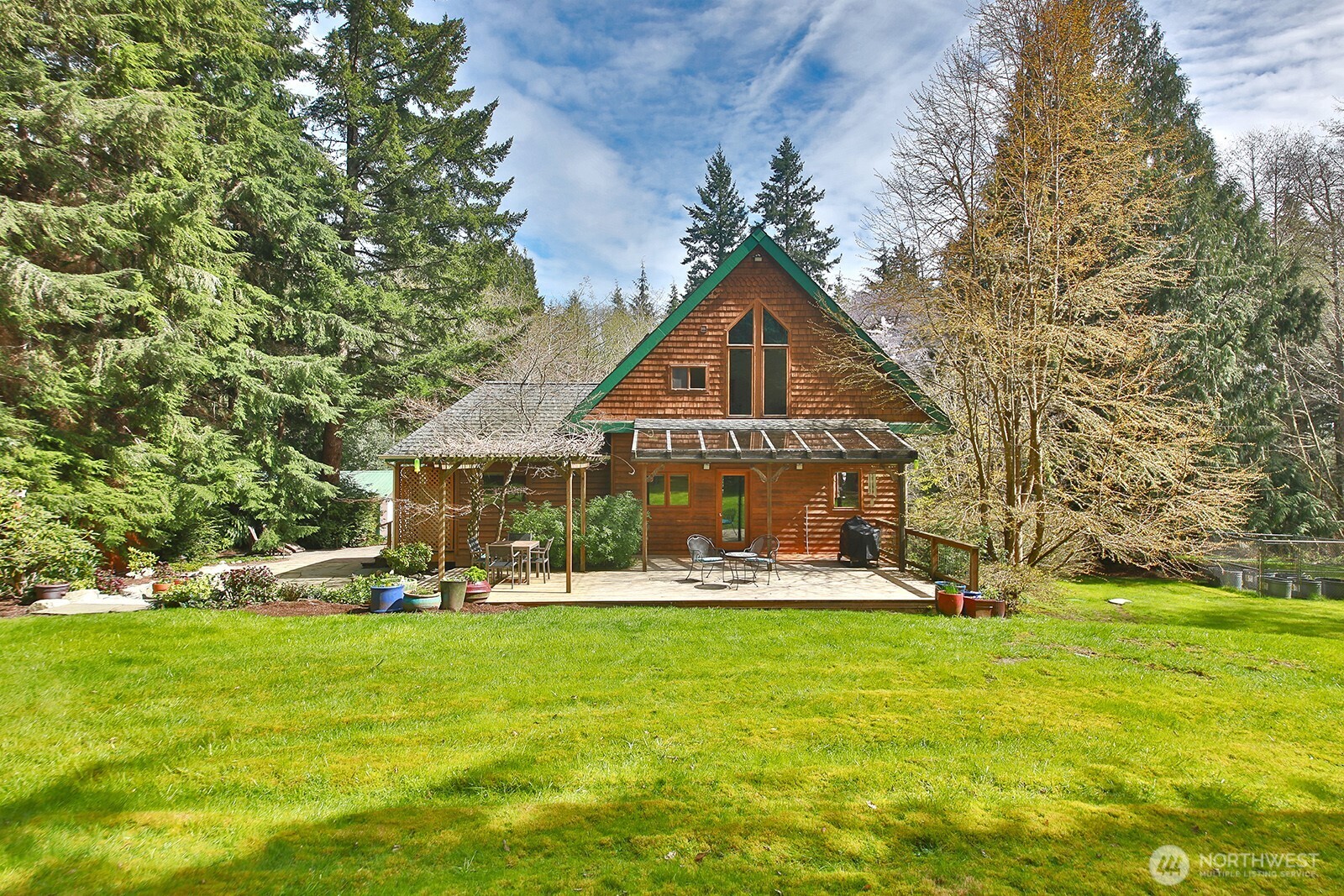 2699 Salal Lane Property Photo 1