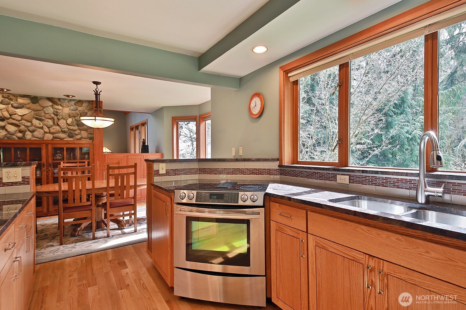 2699 Salal Lane Property Photo 11