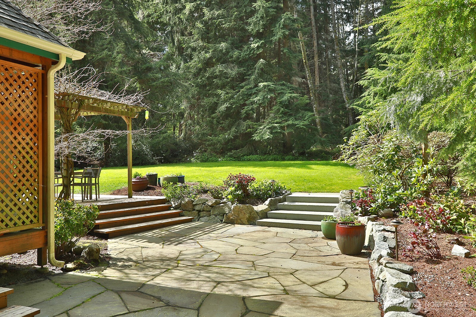 2699 Salal Lane Property Photo 27