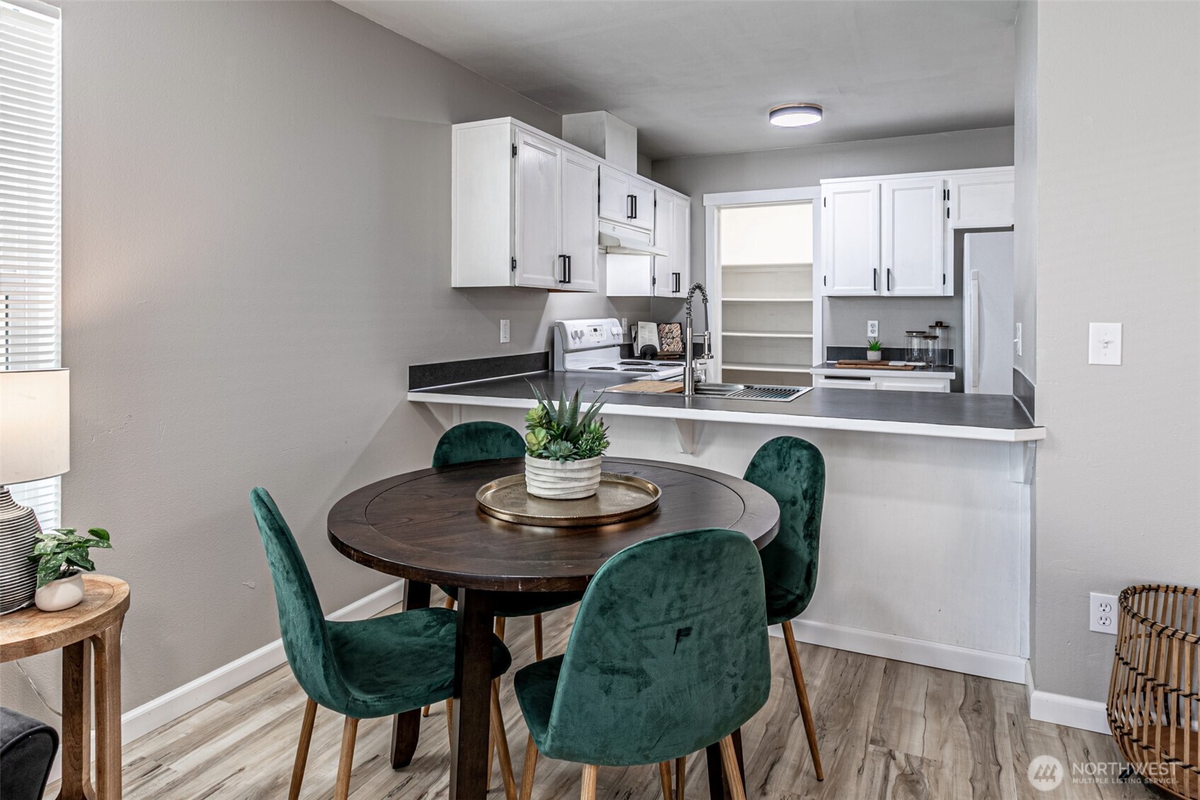 1320 S I Street Property Photo 6