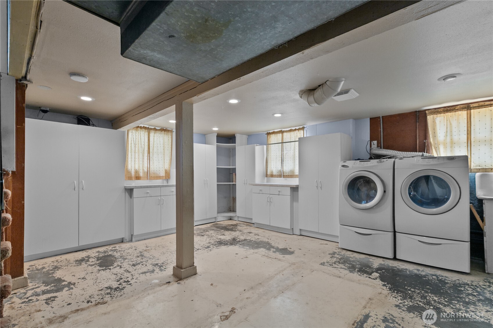 11032 Dayton Avenue Property Photo 15