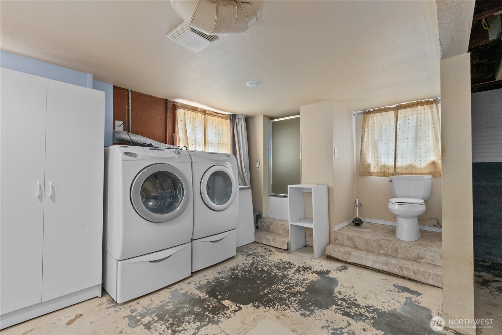 11032 Dayton Avenue Property Photo 16