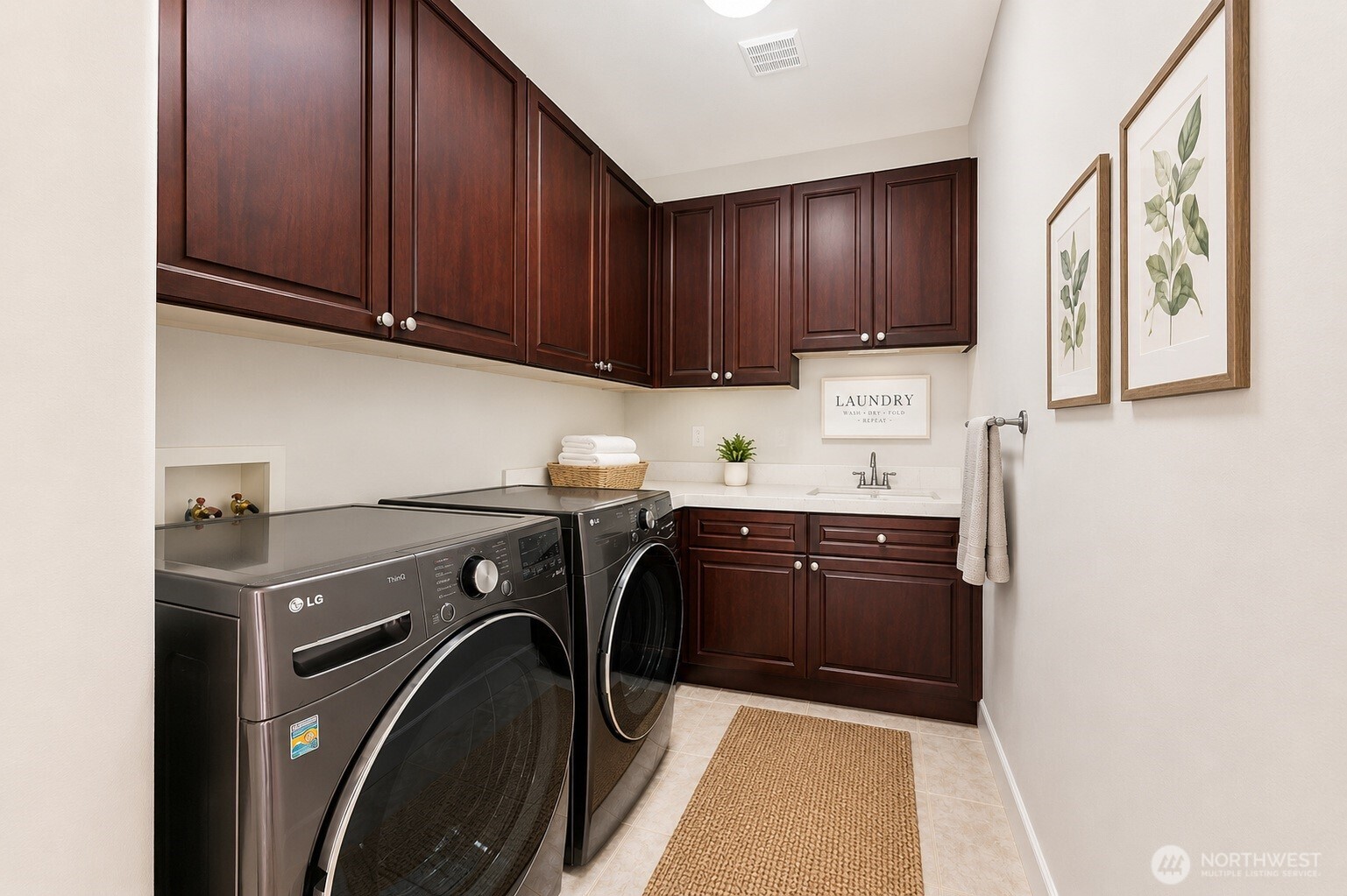 24121 Ne 1st Place Property Photo 15