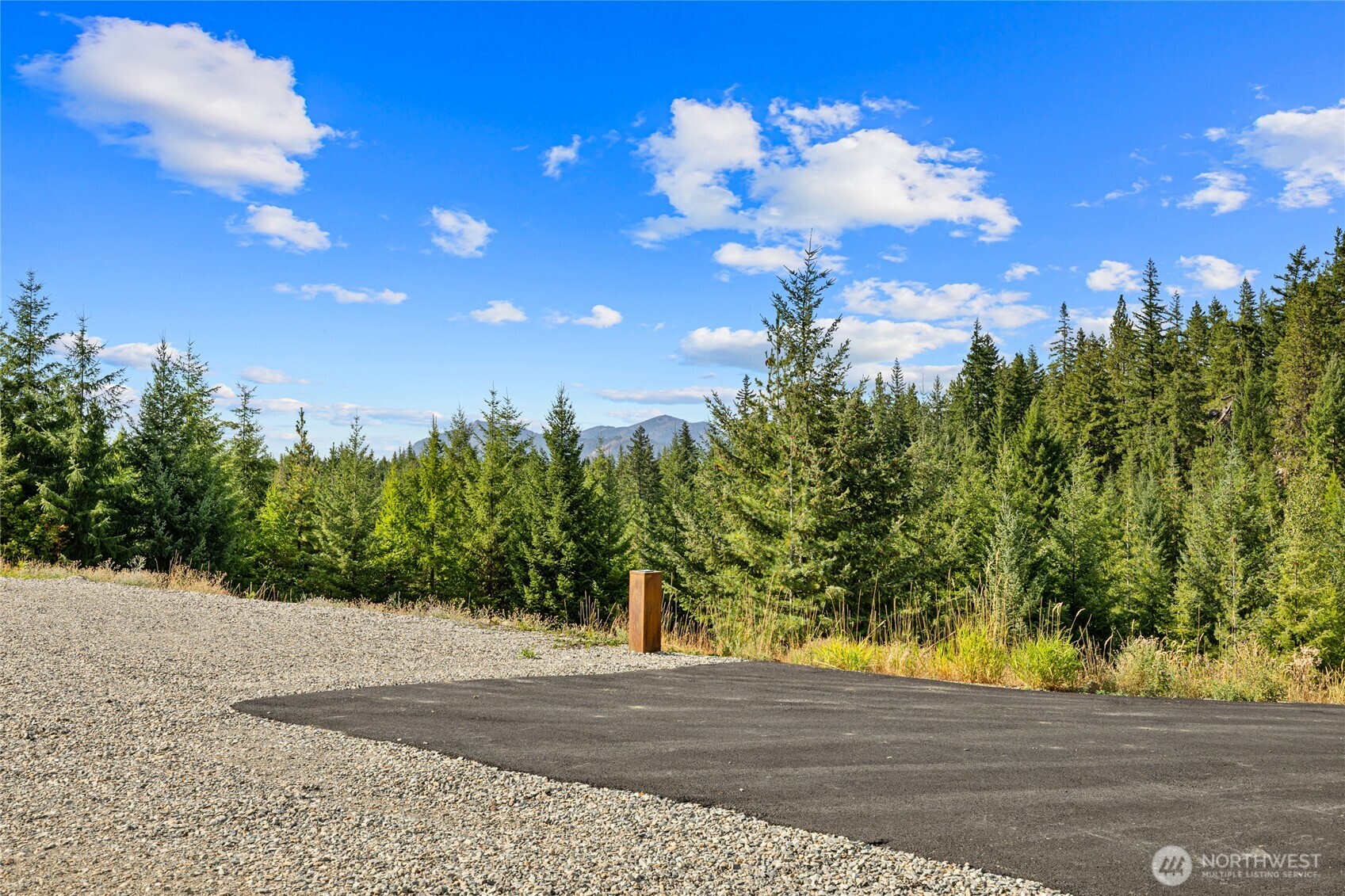 1220 Stone Ridge Drive Property Photo 9
