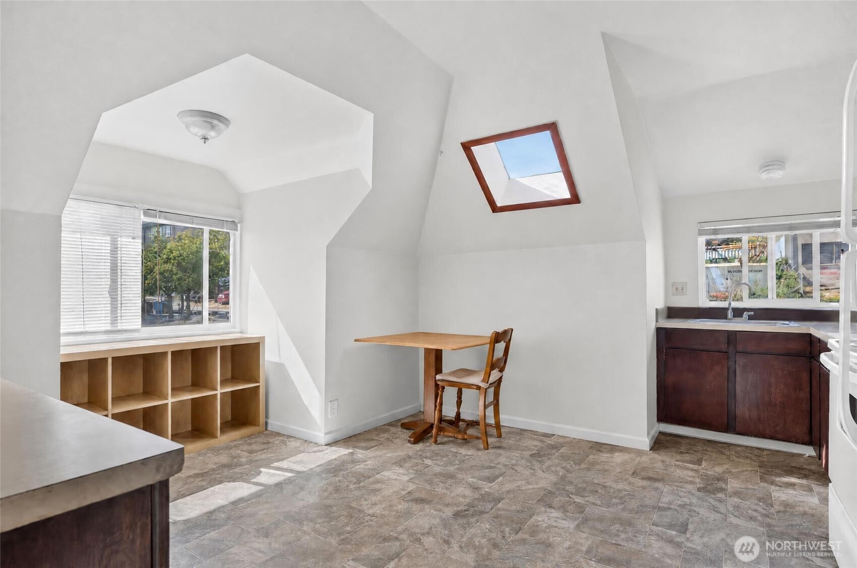 2346 Fawcett Avenue Property Photo 10