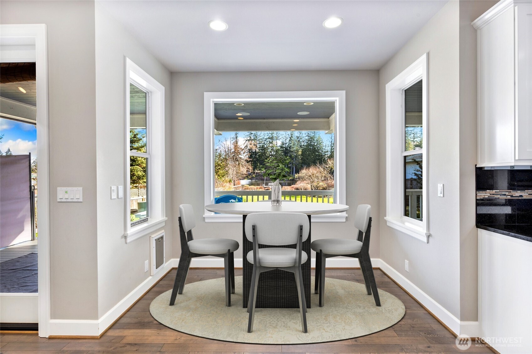 15021 Willow Drive Property Photo 13