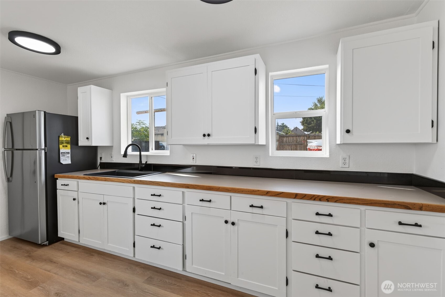 617 3rd Street Property Photo 16