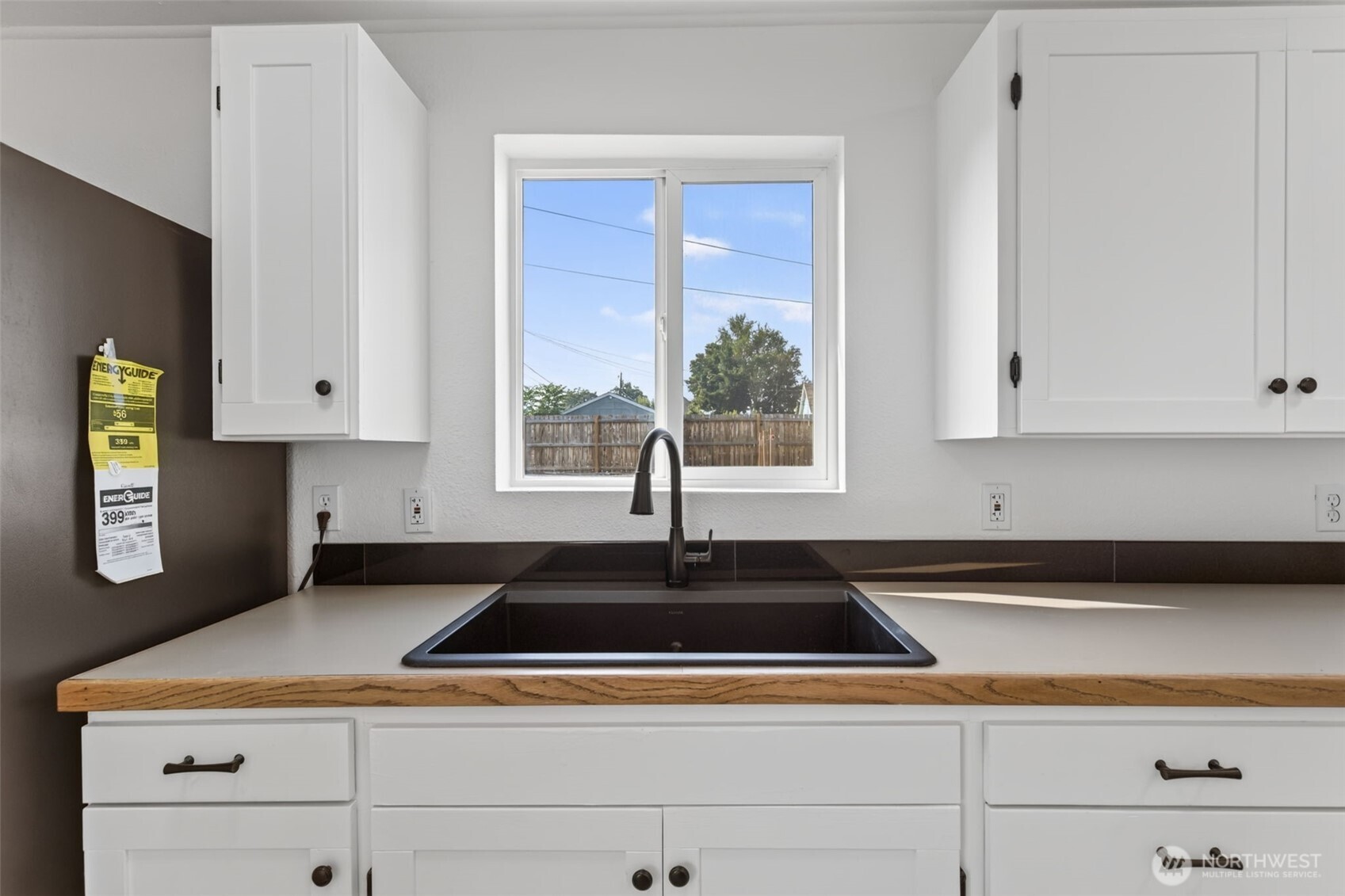 617 3rd Street Property Photo 17