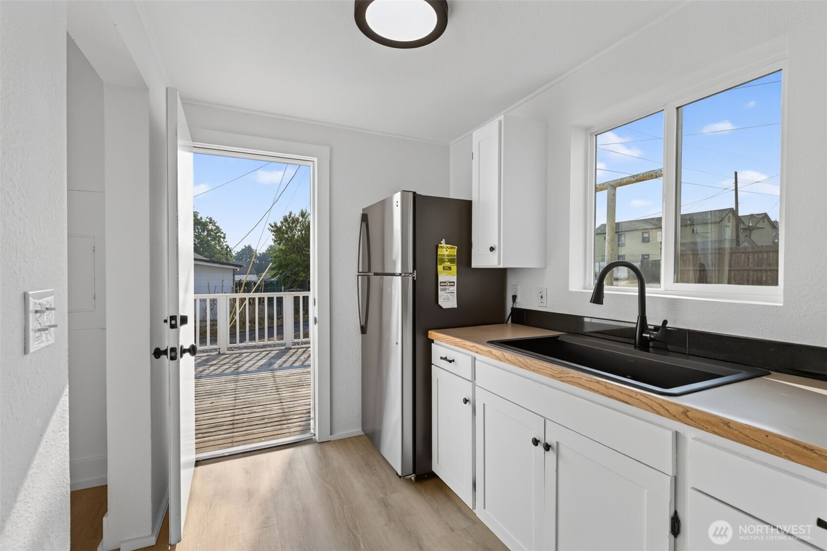 617 3rd Street Property Photo 19