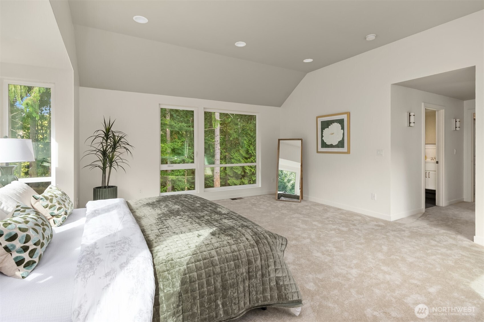 4959 Lynwood Center Road Property Photo 14