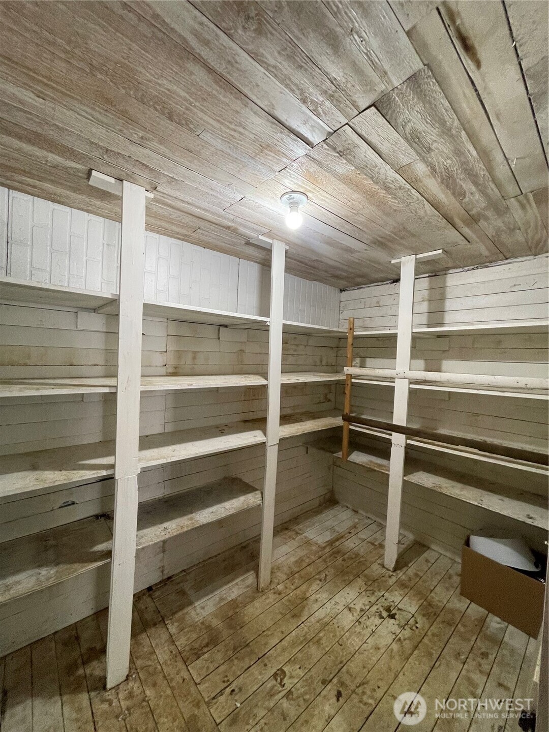 62 Urych Property Photo 10