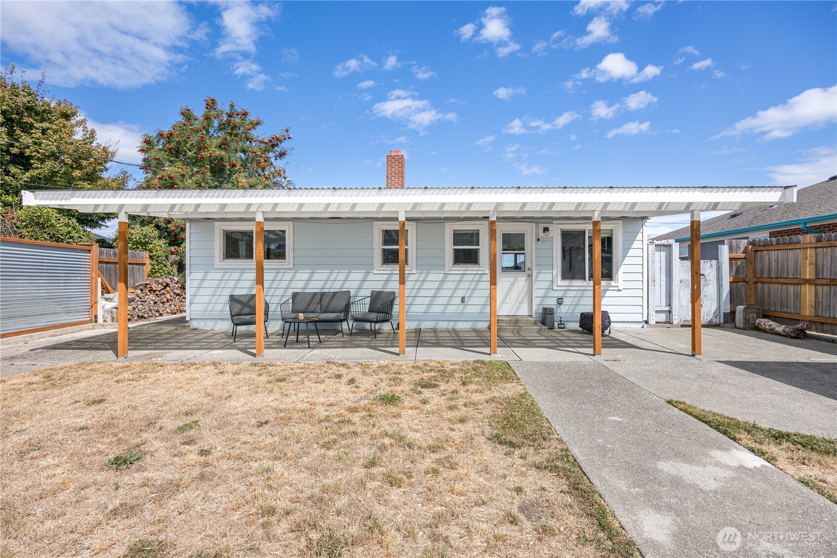 1122 W 5th Street Property Photo 27