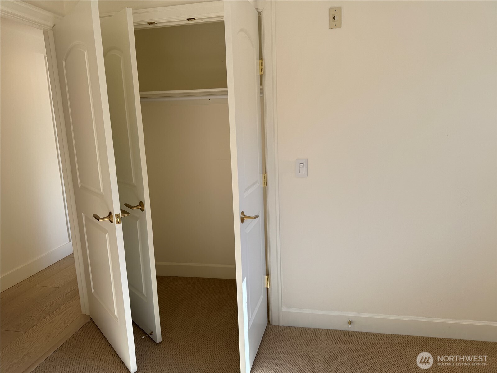 360 Knechtel Way 207 Property Photo 21