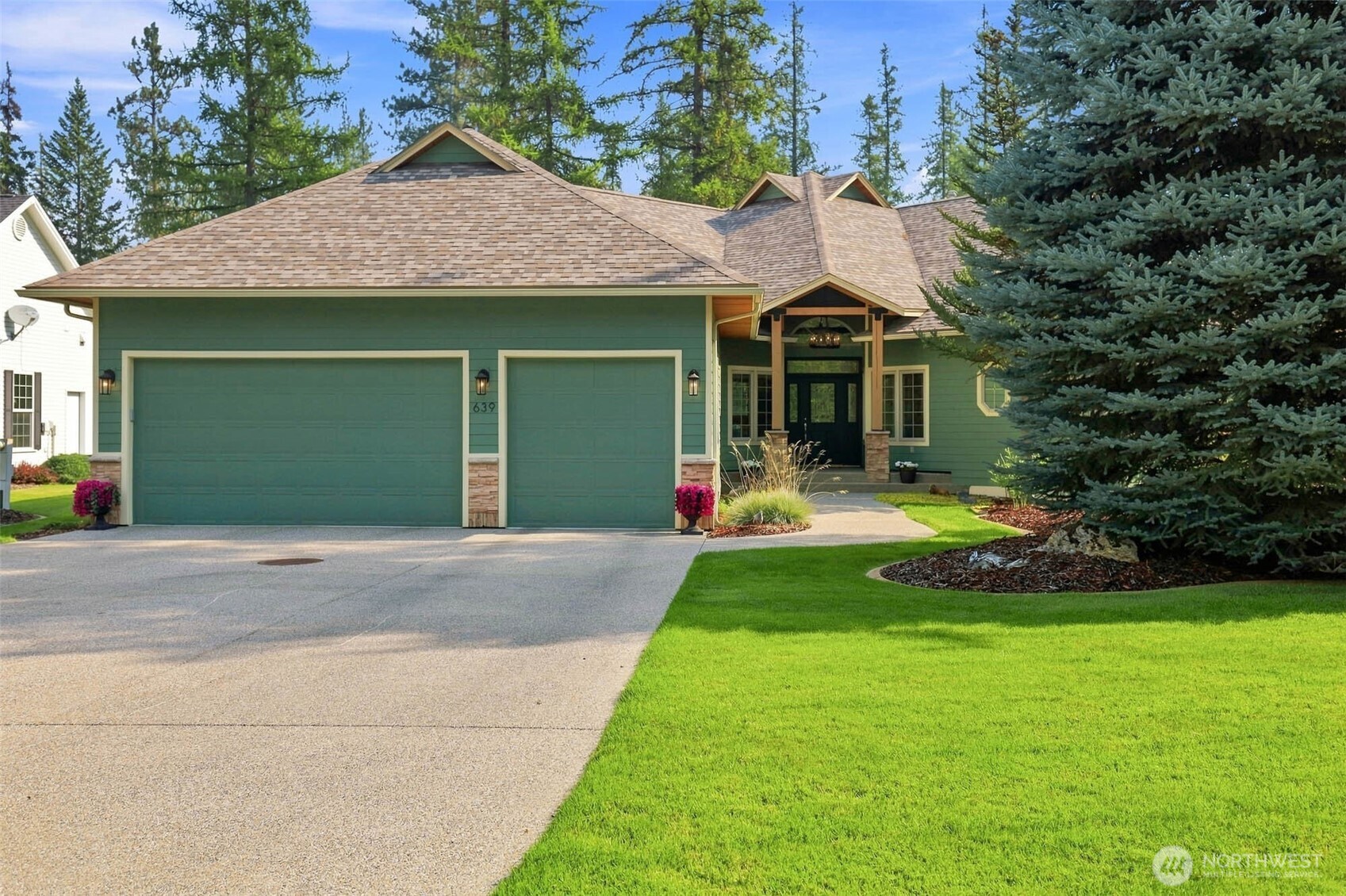 639 Palmer Ln