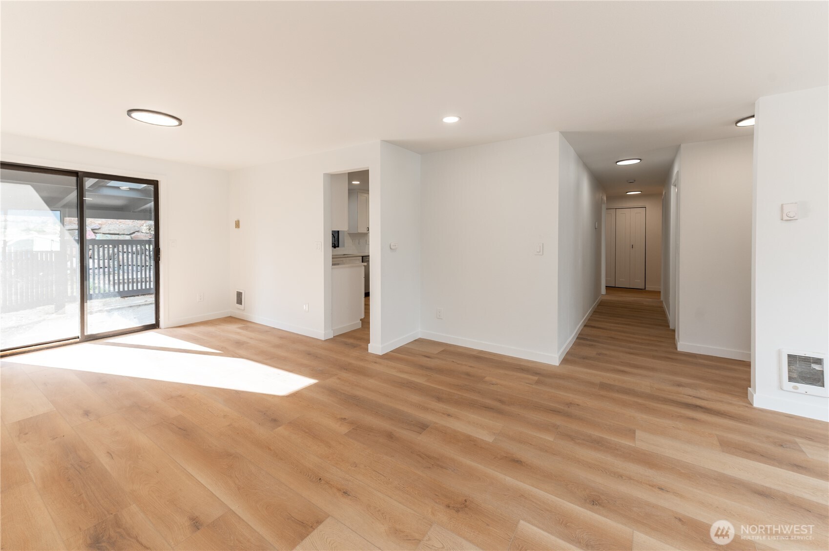 3624 Nassau Avenue Property Photo 4