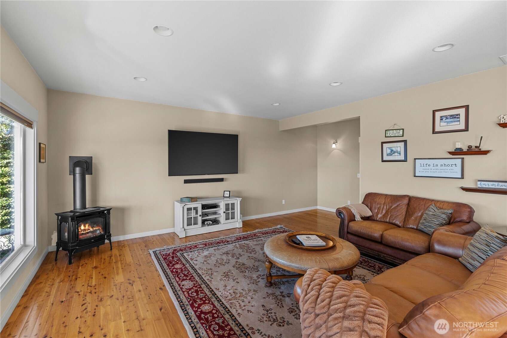 3616 Tahoma Place Property Photo 10