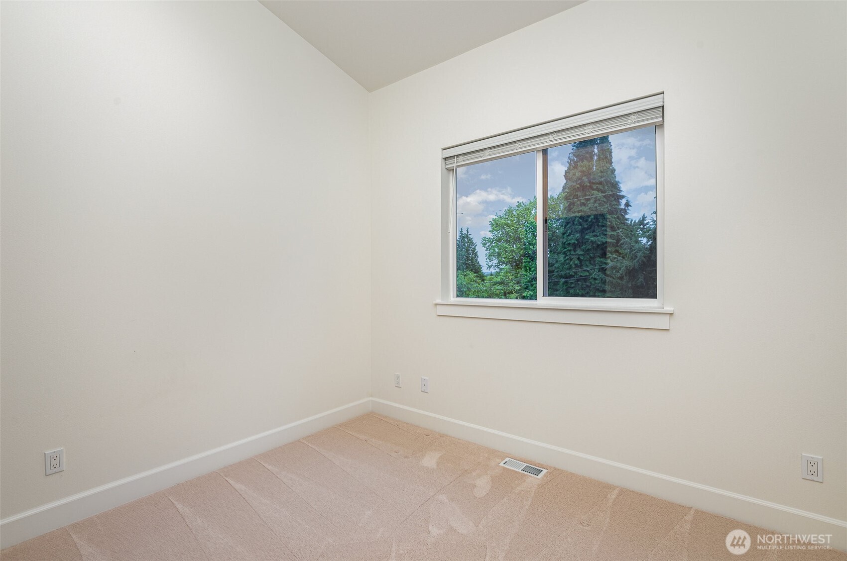5426 31st Avenue Property Photo 20