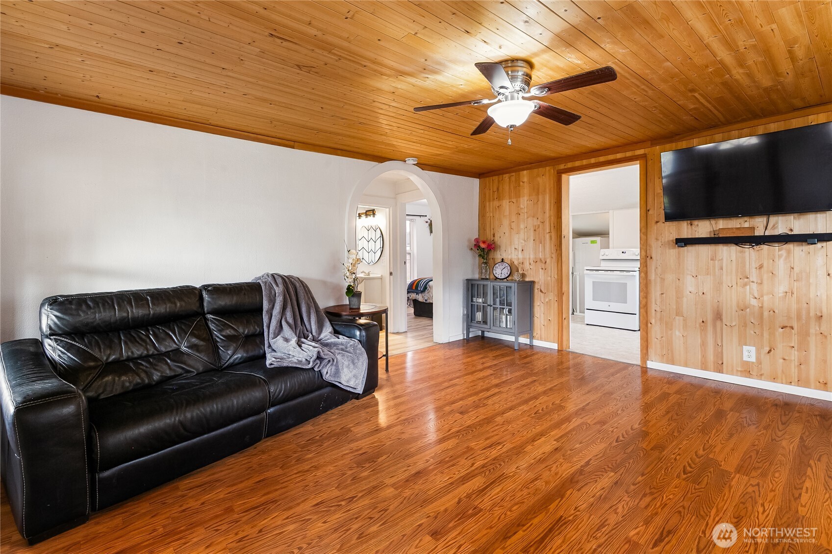 610 Strandell St. Property Photo 14